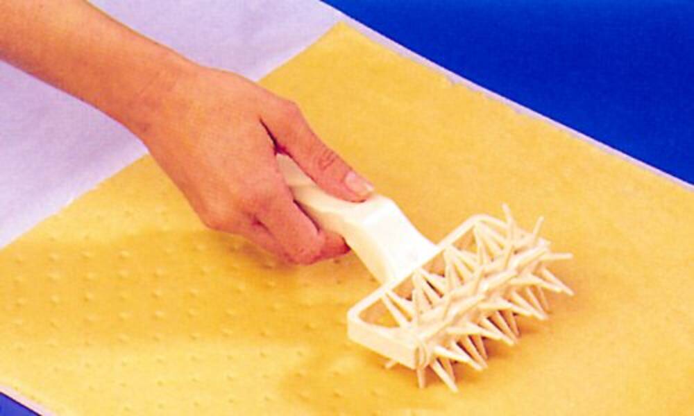 VÁLEČKY OTOČNÉ JEHLOVÉ - POLYACETALOVÉ