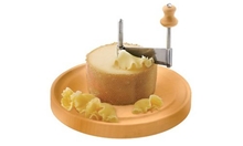 KRÁJEČ SÝRA ROTAČNÍ, průměr 22 cm KRÁJEČ SÝRA ROTAČNÍ, průměr 22 cm